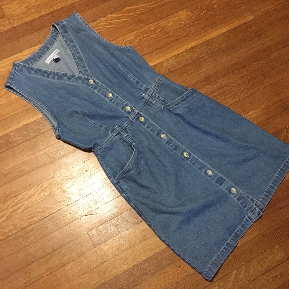 Denim dress with buttons. Gloria Vanderbilt